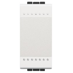 Выключатель с автоматическими клеммами, размер 1 модуль LivingLight Белый 