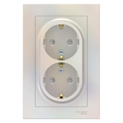 Розетка двойная с заземлением со шторками 16А в сборе SE AtlasDesign, жемчуг 